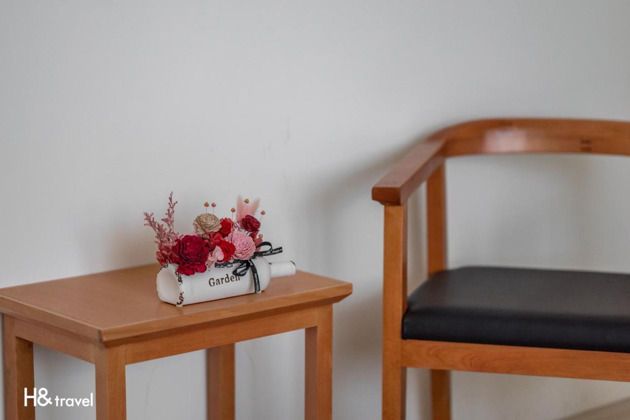 Taitung Spring Homestay B&B Buitenkant foto