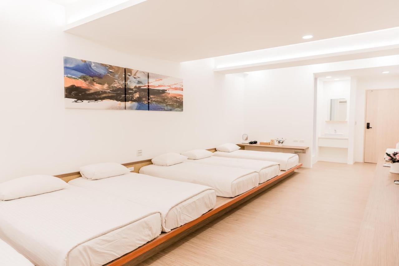 Taitung Spring Homestay B&B Buitenkant foto